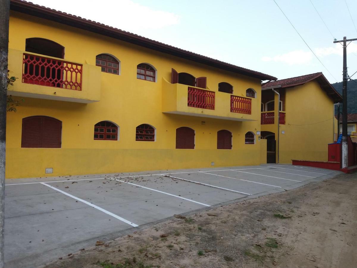 Chales Bandeiras Ubatuba